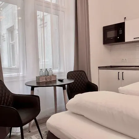 Luxury By Hi5 - Kalman Imre Apartment *