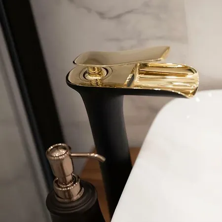 Luxury By Hi5 - Kálmán Imre Apartmán Budapešť